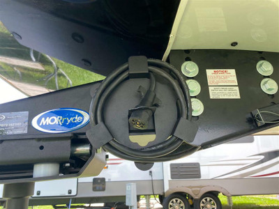 MORyde Magnetic Trailer Wiring Cord Keeper; For Travel Trailers And Fifth Wheels With 7 Way Trailer Wiring Cord; Black