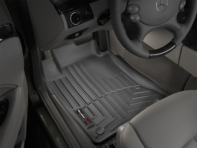 WeatherTech FloorLinerTM DigitalFit; Black; Front 440881