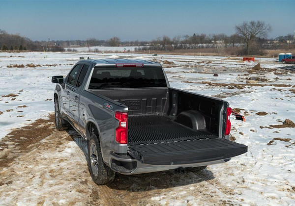 19-20 Ram 2500 8' Bed - Rugged Liner Under Rail Bedliner w/ Cleats w/ Cargo Light Truck Bed Liner D8U19HD