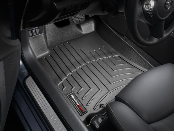 WeatherTech FloorLinerTM DigitalFit; Black; Front 441711