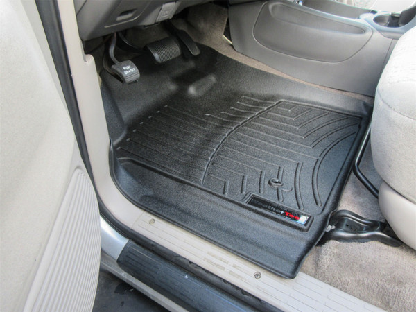 WeatherTech FloorLinerTM DigitalFit; Black; Front 440441