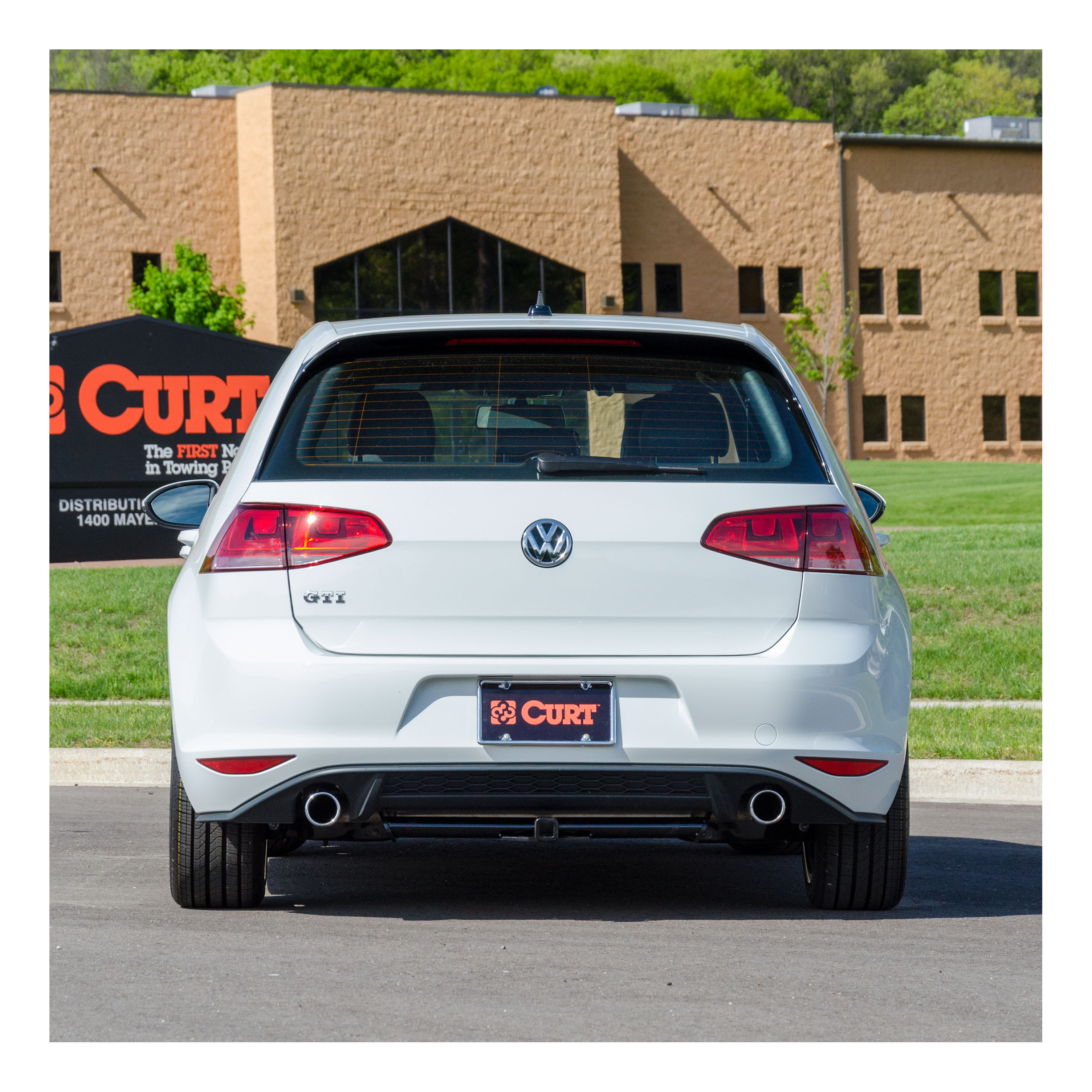 2018 - 2020 Volkswagen GTI Curt 1-1/4", Class 1 Trailer Tow Hitch + 4-flat Wiring Kit 11412 thumbnail 8