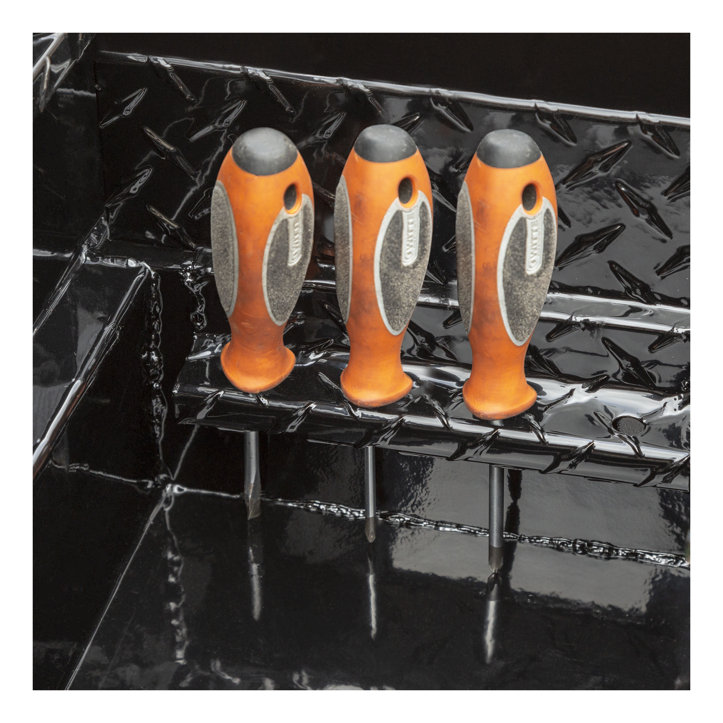 UWS Gloss Black Aluminum 69" Extra-Wide Crossover Truck Tool Box TBS-69-LBTA-BLK thumbnail 7