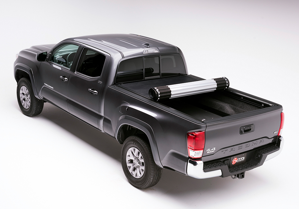 BAK Revolver Roll-Up Hard Cover X2 16-23 Tacoma 6' w/ Deck Rail System 39427 thumbnail 3