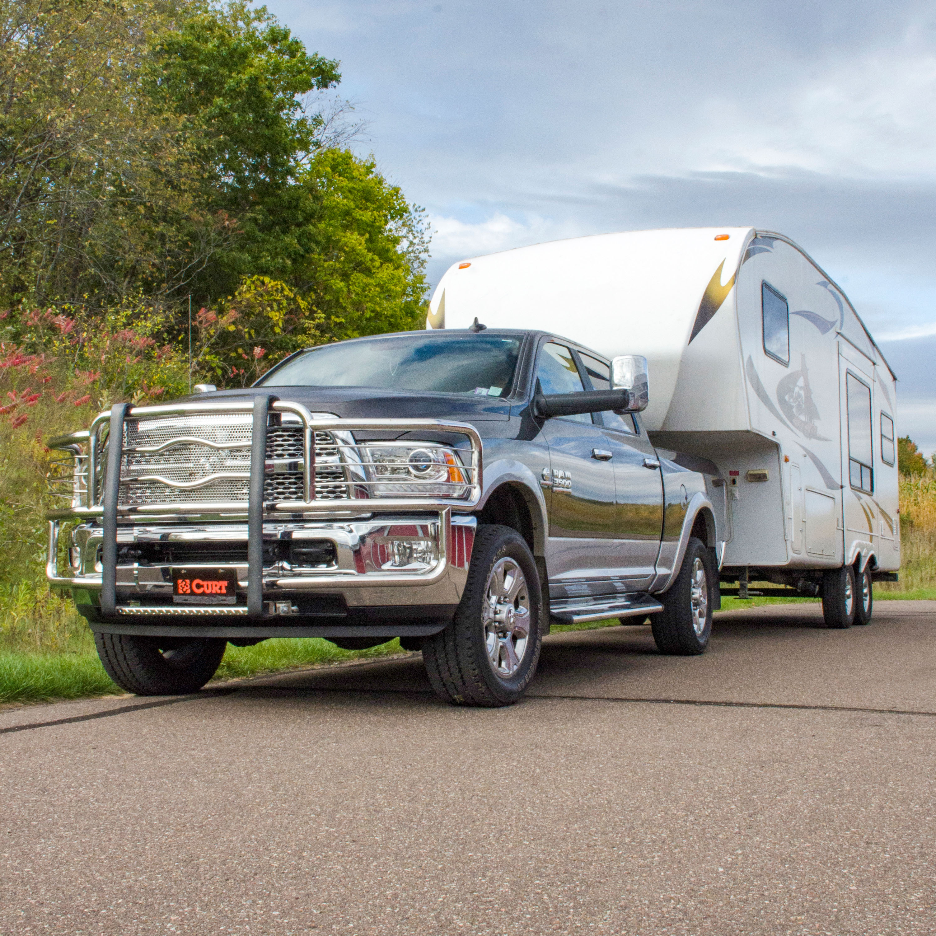 CURT 24K Q24 5th Wheel Slider Hitch, Select Ram 2500, 3500, 6.5' Bed Puck System  thumbnail 1