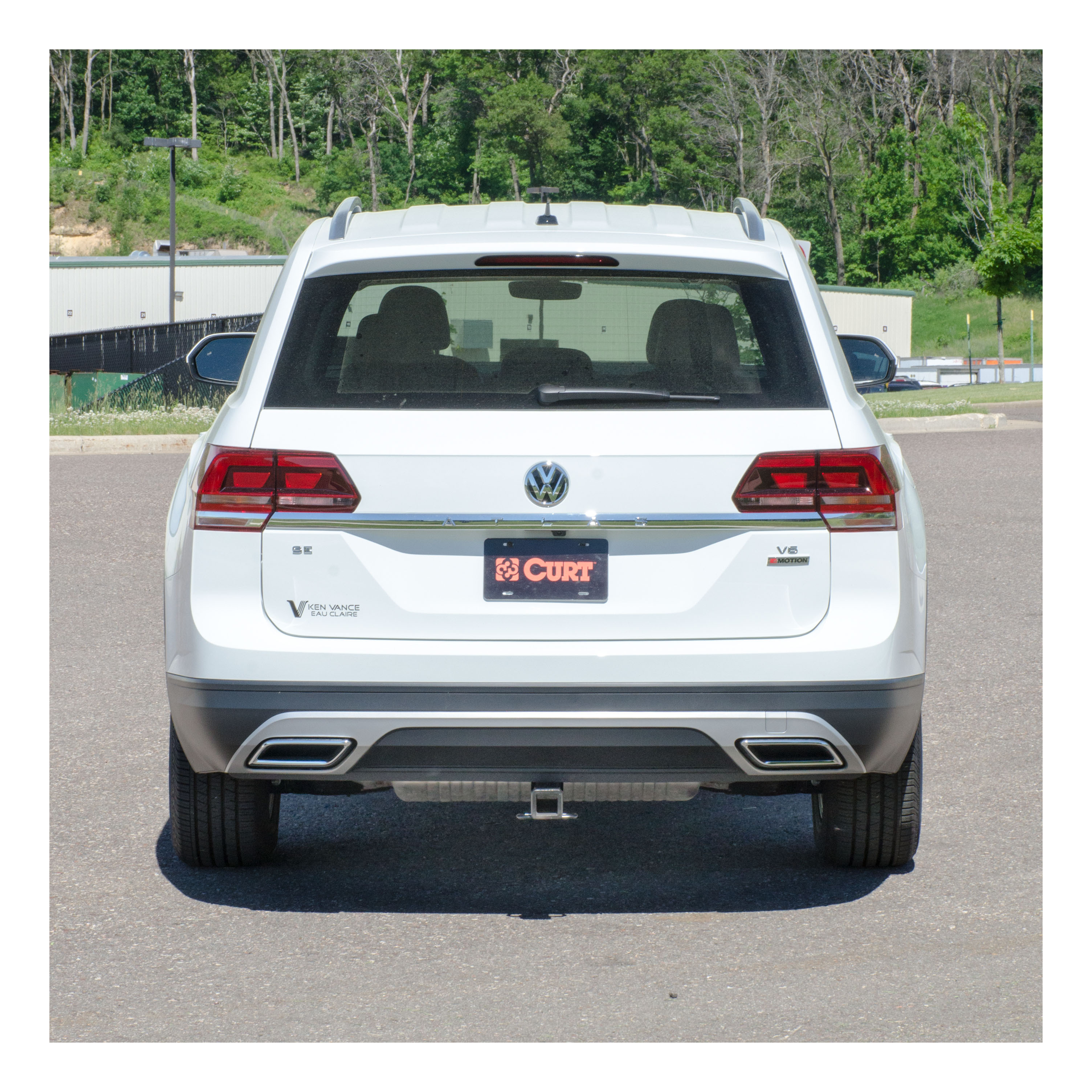2018-2019 Volkswagen Atlas All CURT Class 3 Hitch, 2" Receiver + 2" Ball + 1-7/8" Ball Kit thumbnail 3
