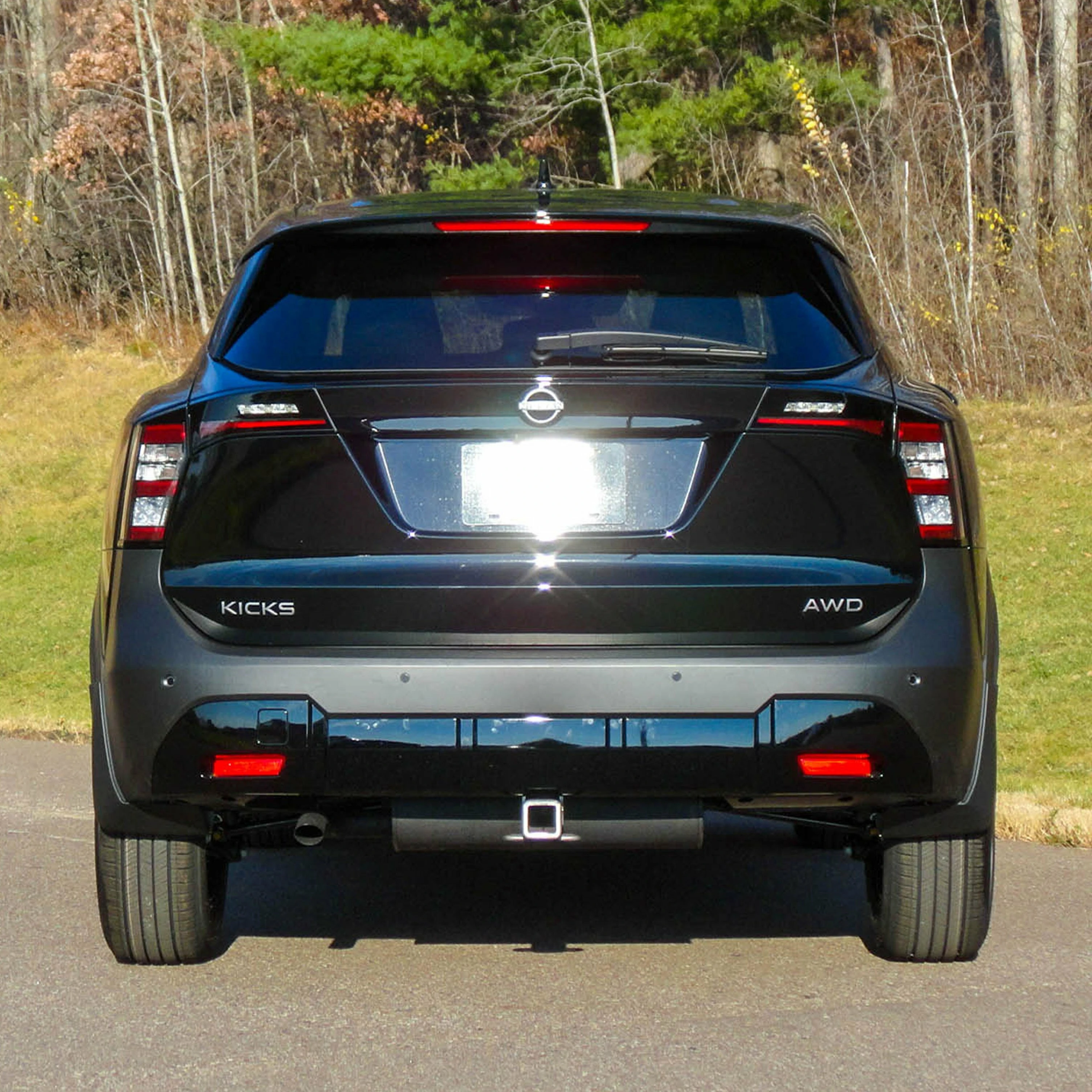2025 Nissan Kicks All Class 3 Trailer Hitch, 2" Receiver + 2" Ball + 1-7/8" Ball Kit thumbnail 2
