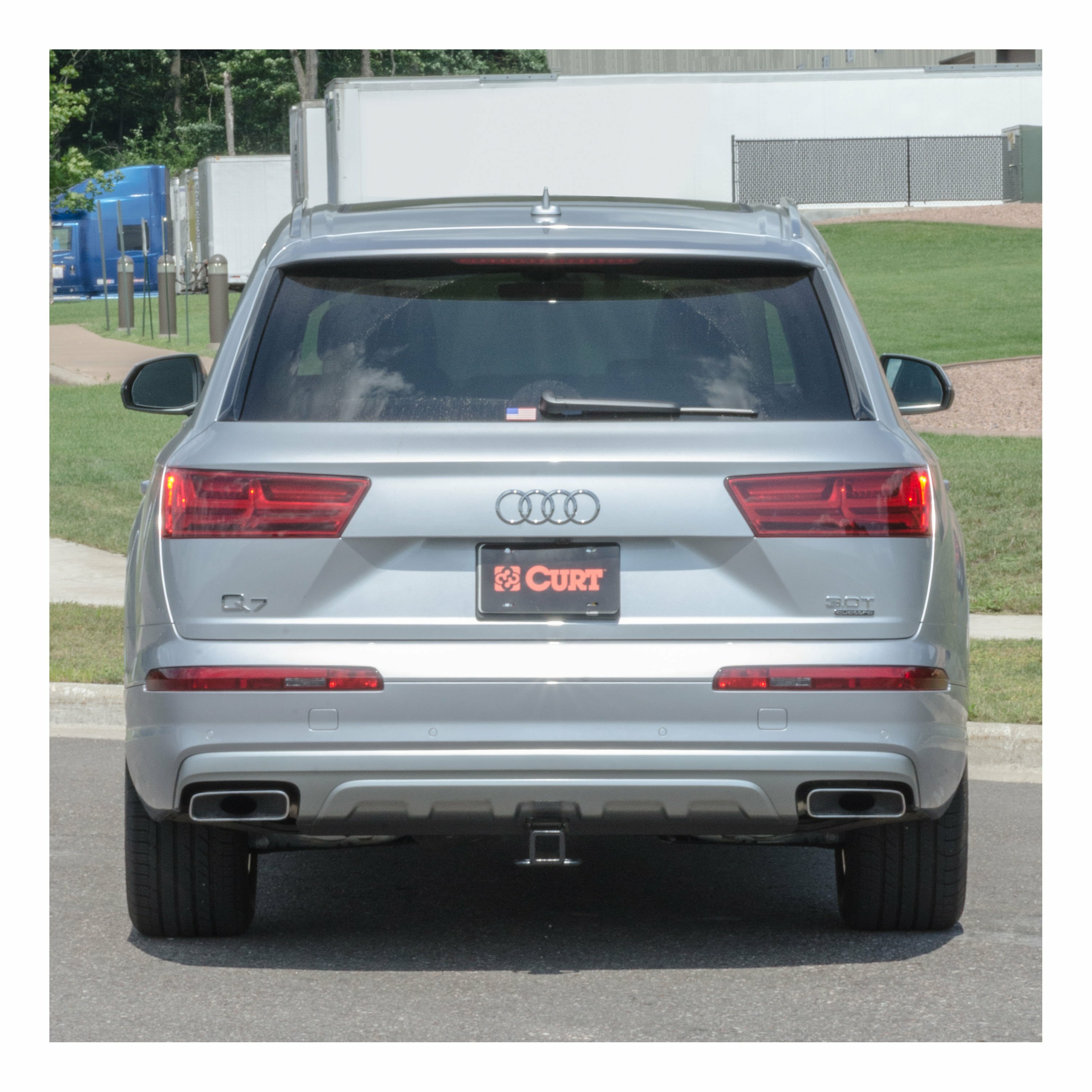 2017-2025 Audi Q7 All CURT Class 3 Trailer Hitch, 2" Receiver + 2" Ball + 1-7/8" Ball Kit thumbnail 3