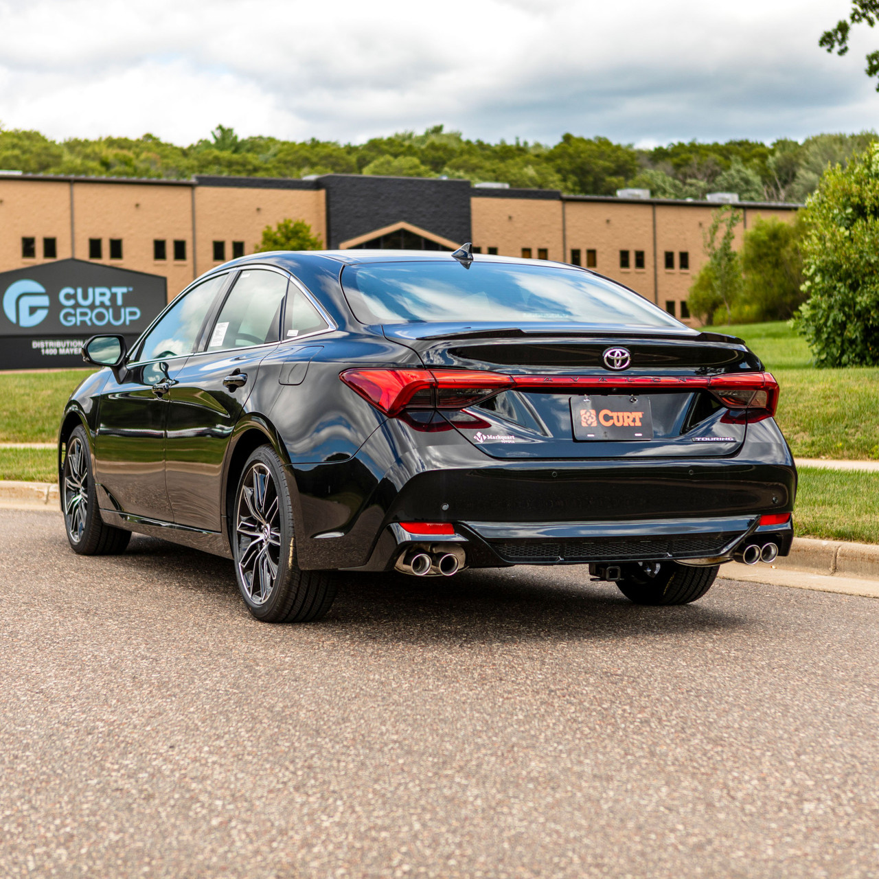 2019 - 2022 Toyota Avalon Curt 1-1/4" Class 1 Trailer Tow Hitch + 5-Flat Wiring Kit Tow Boat/Utility Trailer with Surge Brakes 11576 thumbnail 4