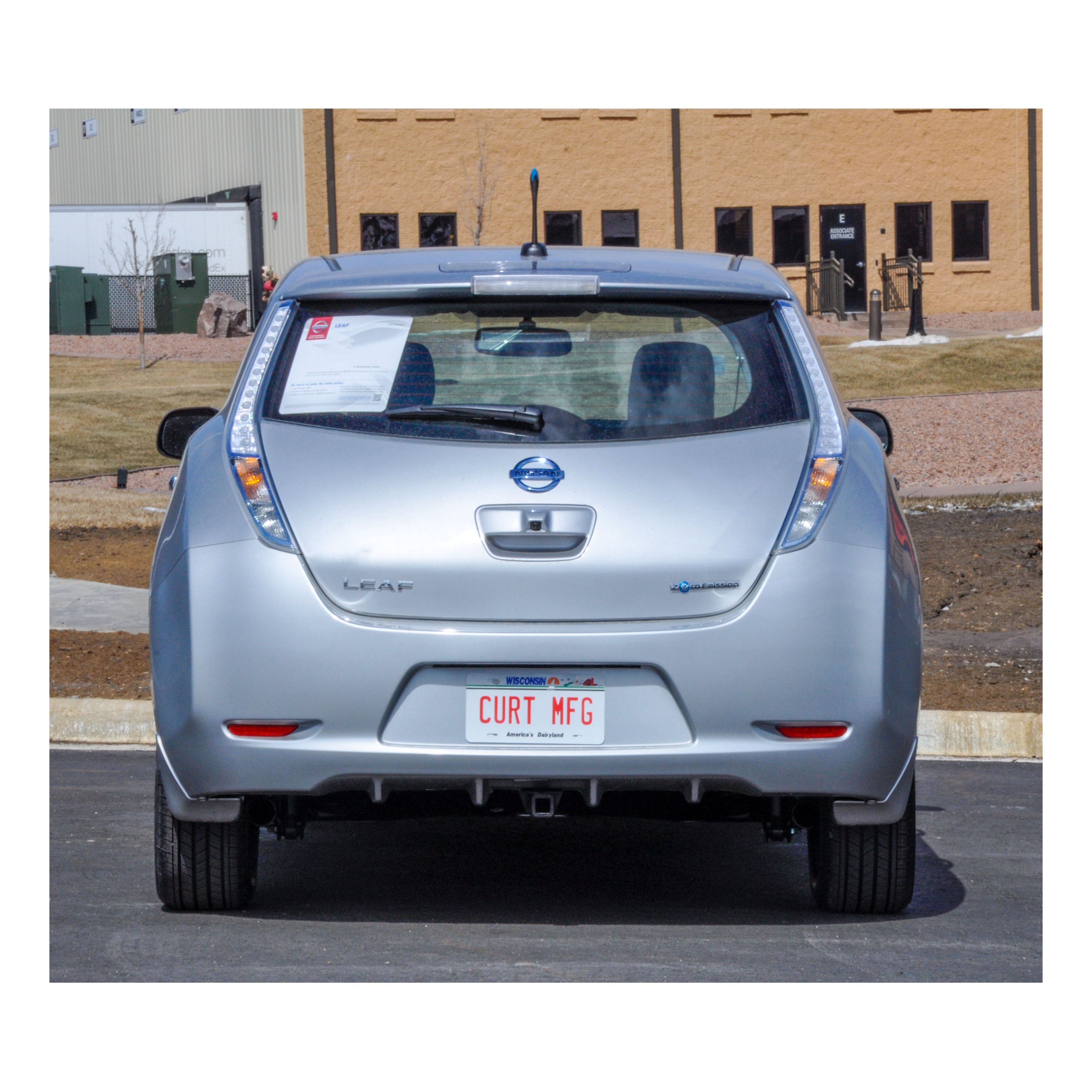 2011 - 2017 Nissan Leaf Curt 1-1/4" Class 1 Trailer Tow Hitch + 5-Flat Wiring Kit Tow Boat/Utility Trailer with Surge Brakes 11396 thumbnail 8