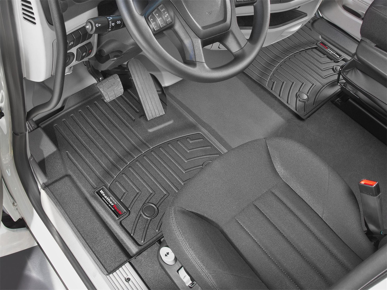 WeatherTech FloorLinerTM DigitalFit; Black; Front 4416251V thumbnail 0