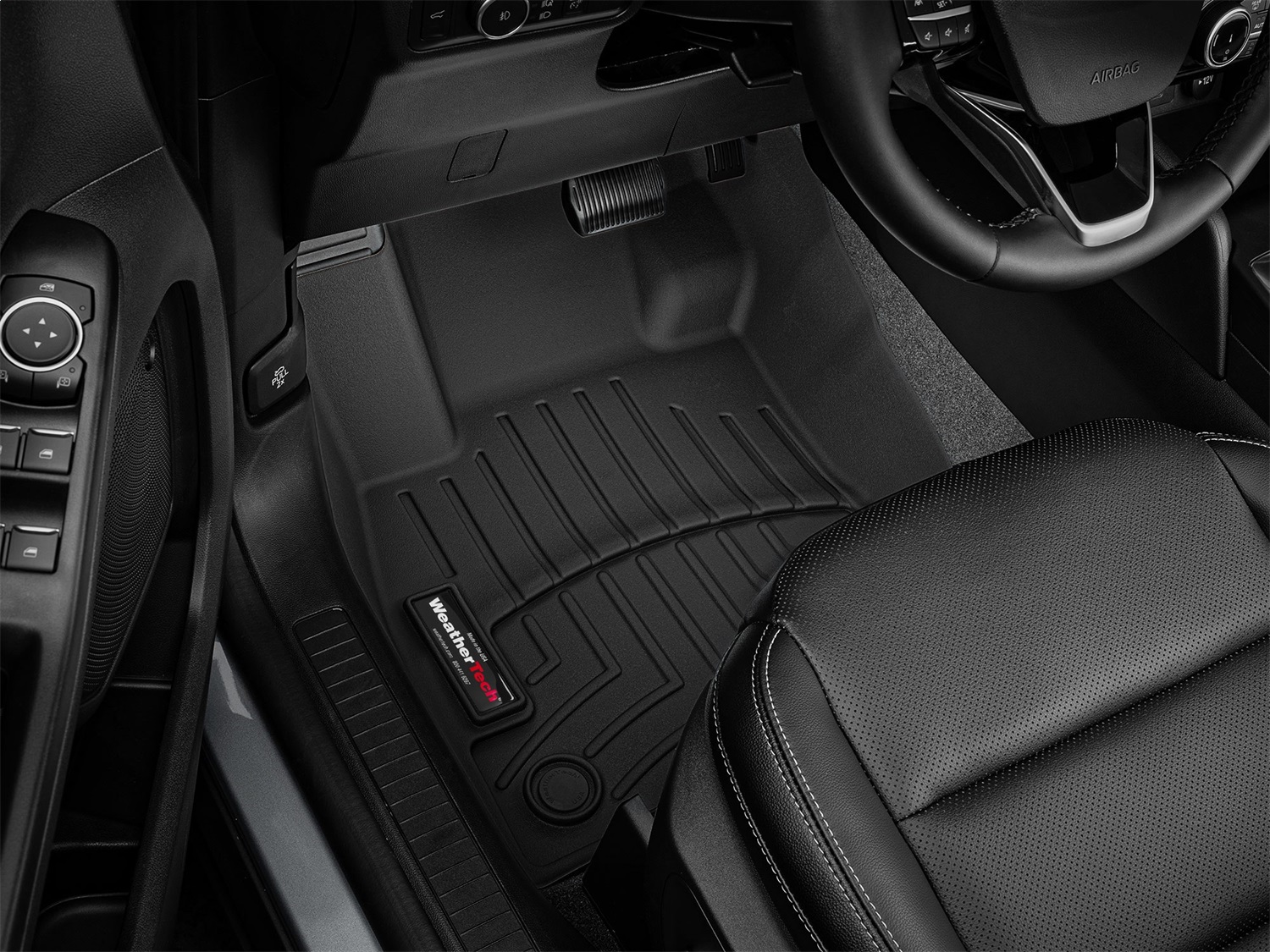 WeatherTech FloorLinerTM DigitalFit; Black; Front 4417171 thumbnail 1