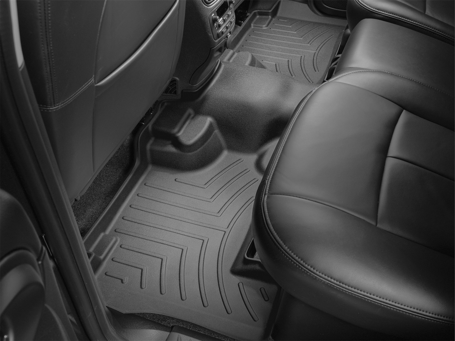 WeatherTech FloorLinerTM DigitalFit; Black; Rear 440072 thumbnail 0
