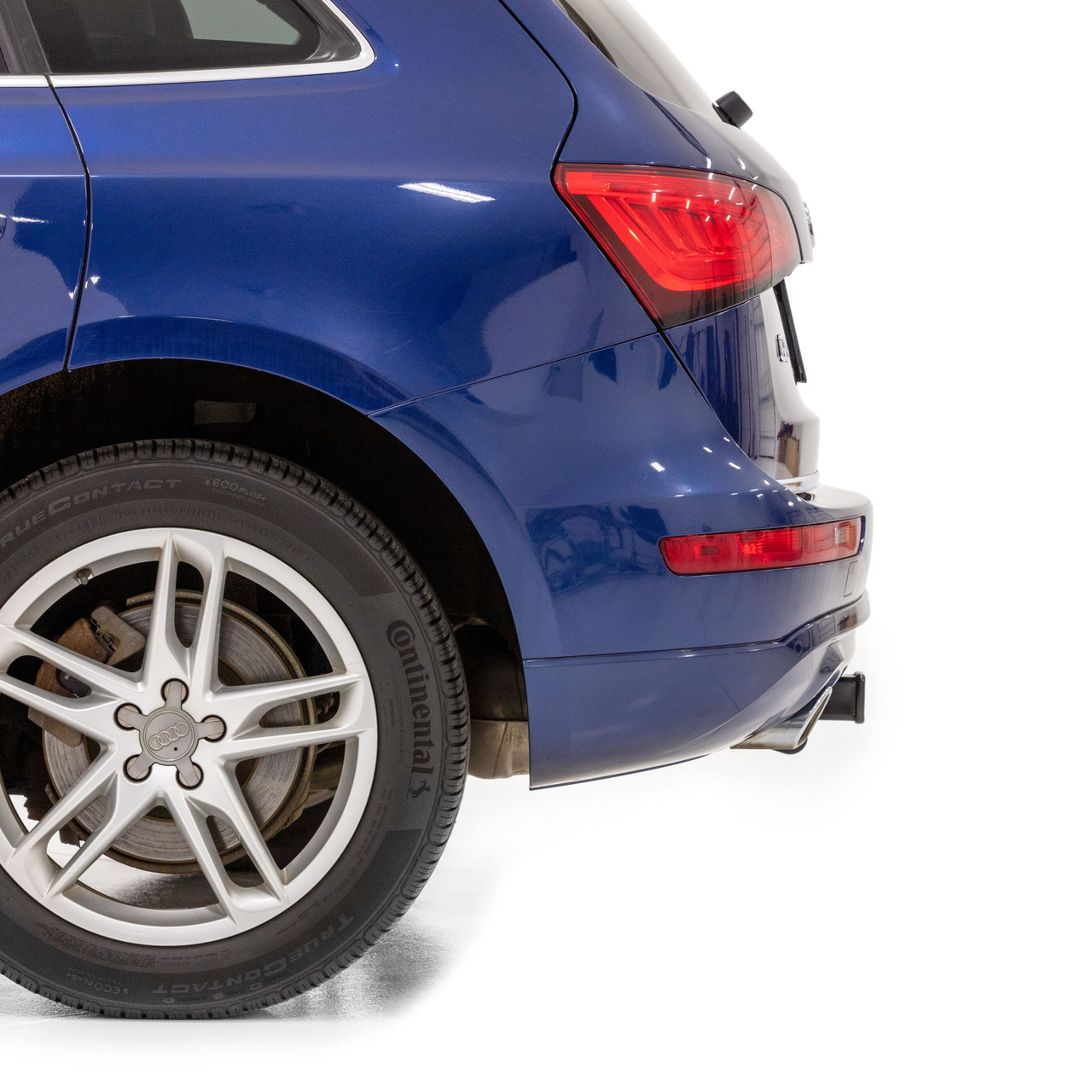 2011 - 2012 Audi Q5 Curt 2", Class 3 Trailer Tow Hitch + 4-flat Wiring Kit 13612 thumbnail 9